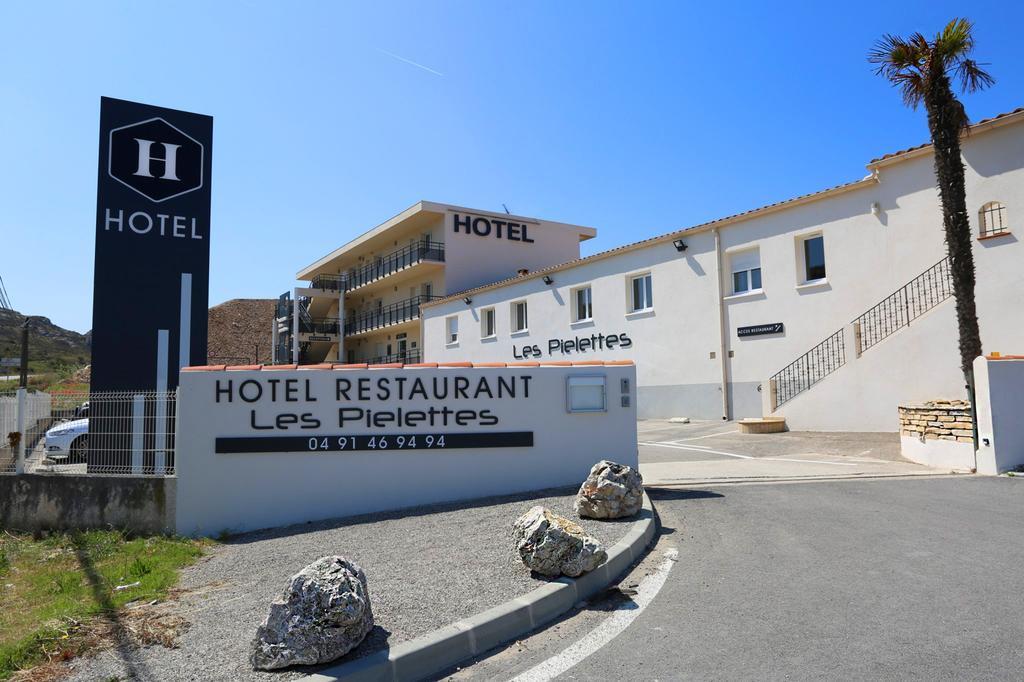 Hotel Restaurant Les Pielettes Le Rove المظهر الخارجي الصورة