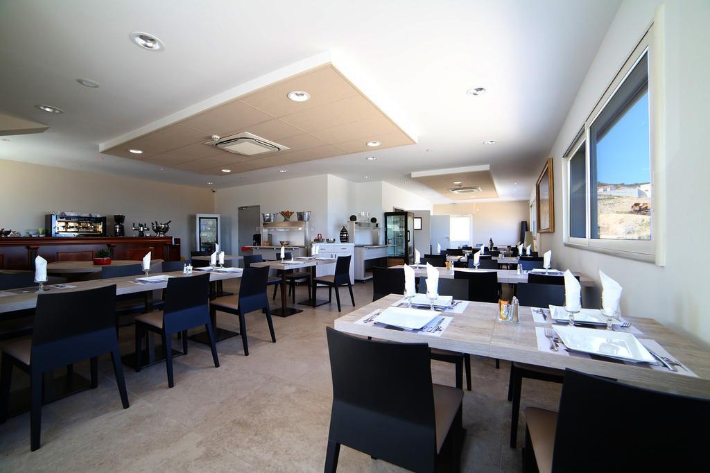 Hotel Restaurant Les Pielettes Le Rove المظهر الخارجي الصورة
